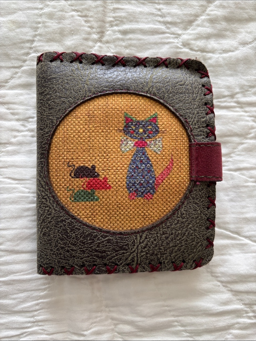 Vegan Leather Kittie & Mouse Wallet